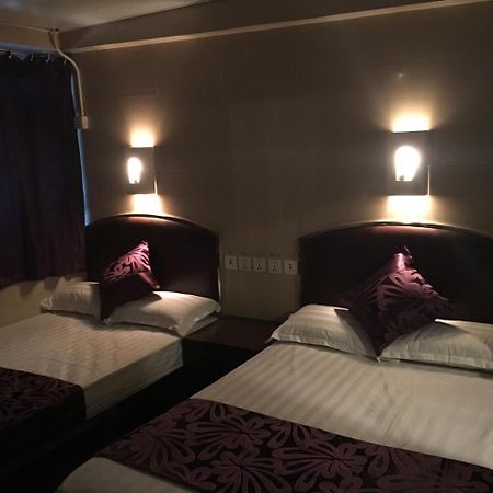 הונג קונג Kowloon Youth Village Tsim Sha Tsui 九龙青年公寓 מראה חיצוני תמונה